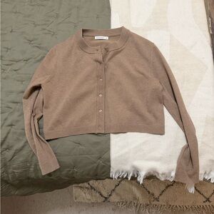 Moon & Madison Cropped Cardigan